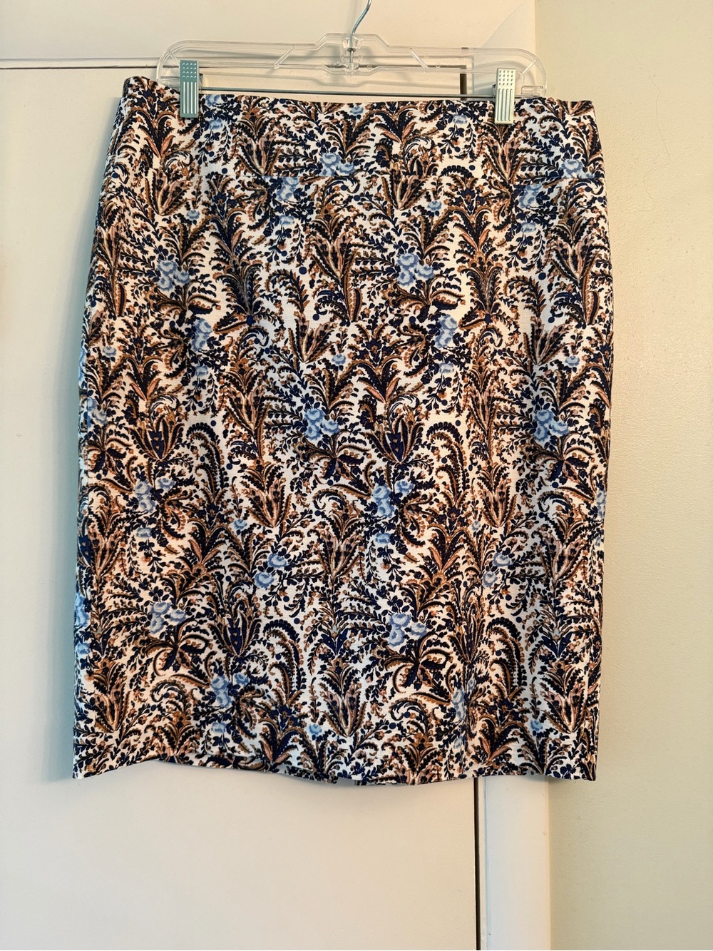 Ann Taylor Blue and Tan Floral Vine Pencil Skirt